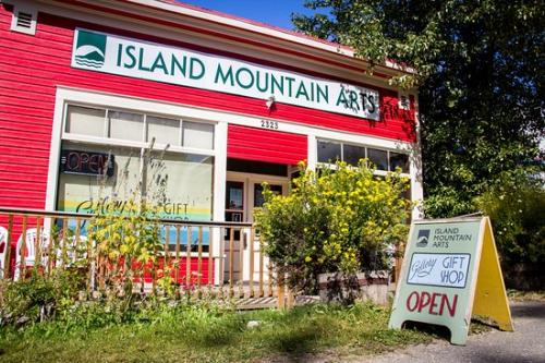 Island Mountain Arts